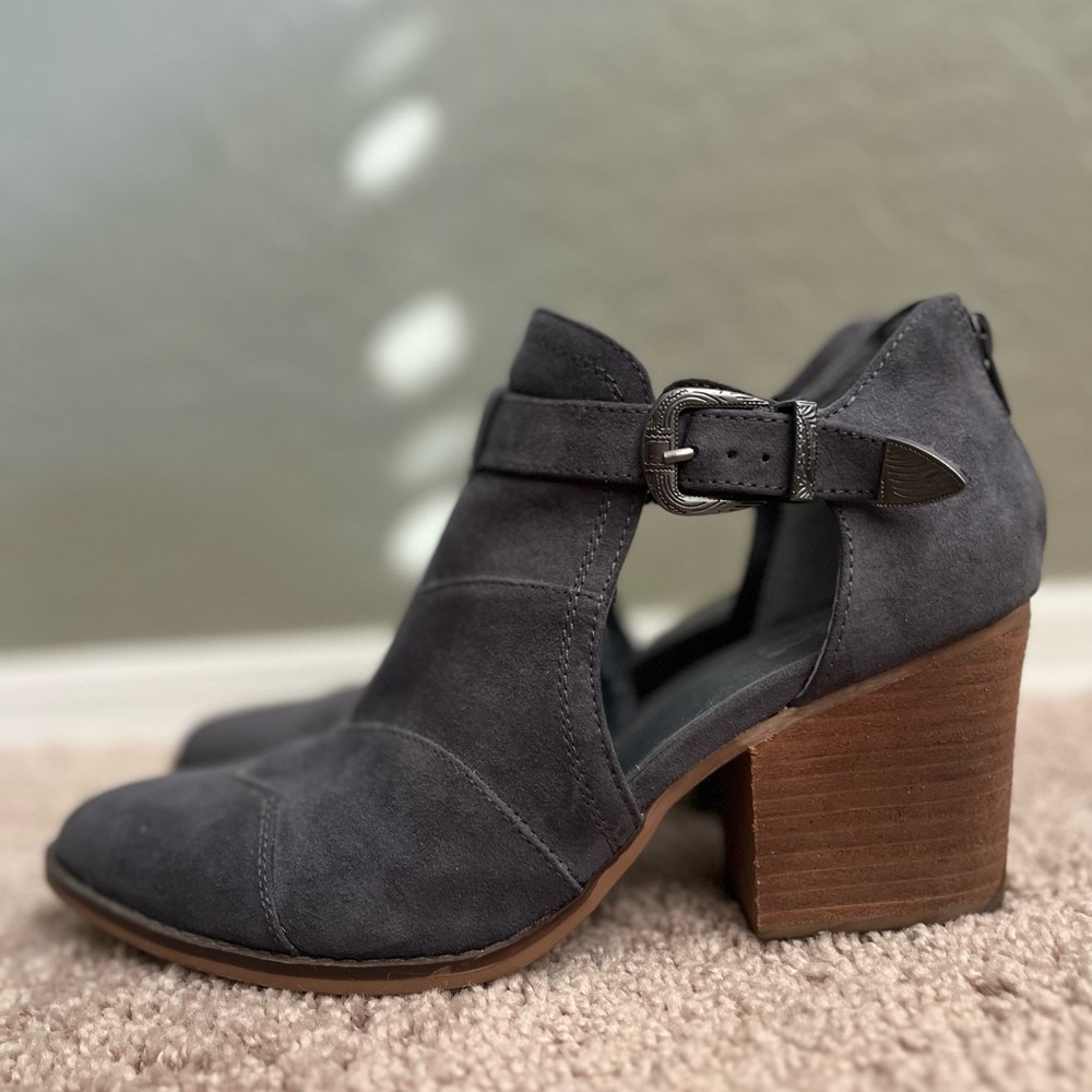 Carlos Santana Blue/Grey booties size 8.5